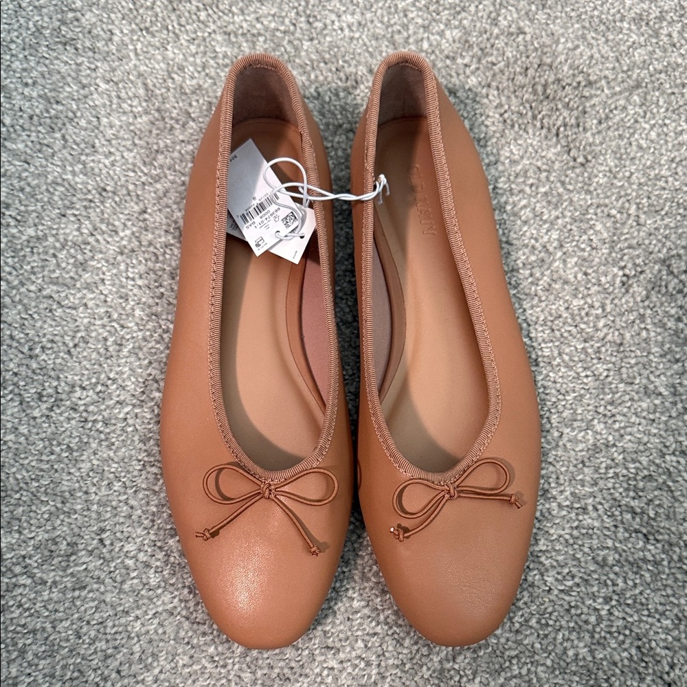 Old Navy Tan Bow Flats